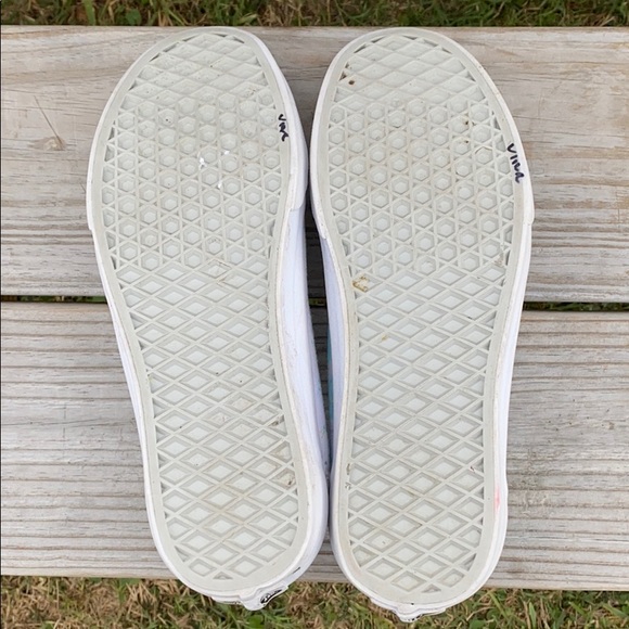 Vans - Picture 7 of 8